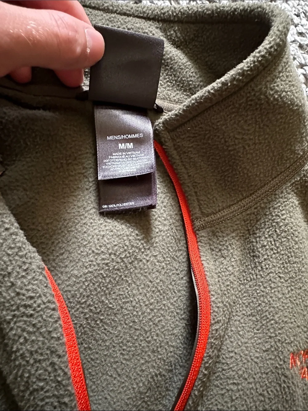 The North Face Olive Green Fleece Pullover Quarter-Zip men medium